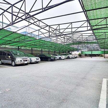 Calm Rest Hotel Busan Sasang Екстер'єр фото